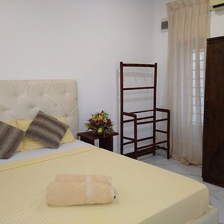 Living Home Негомбо Номер фото