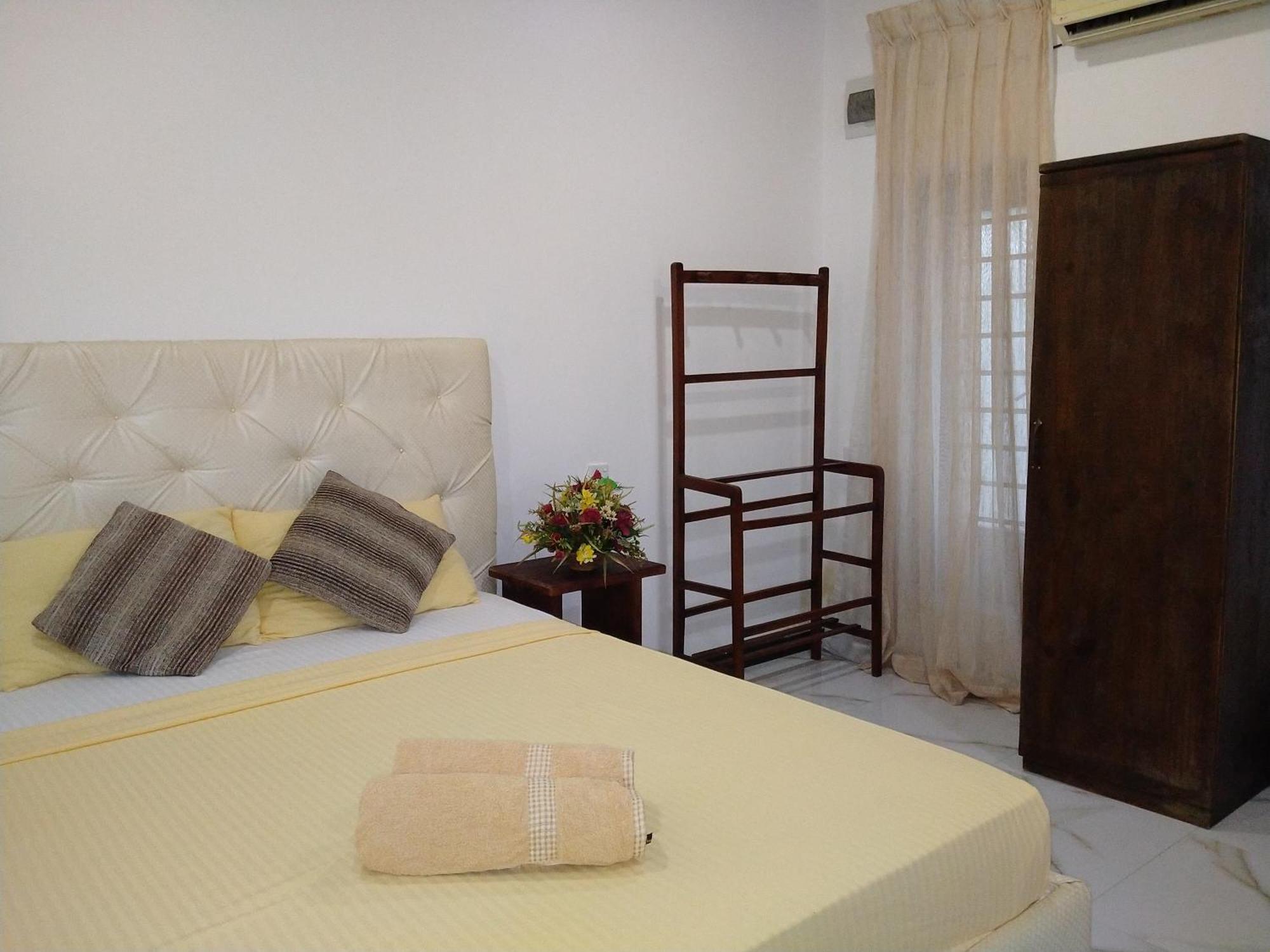 Living Home Негомбо Номер фото