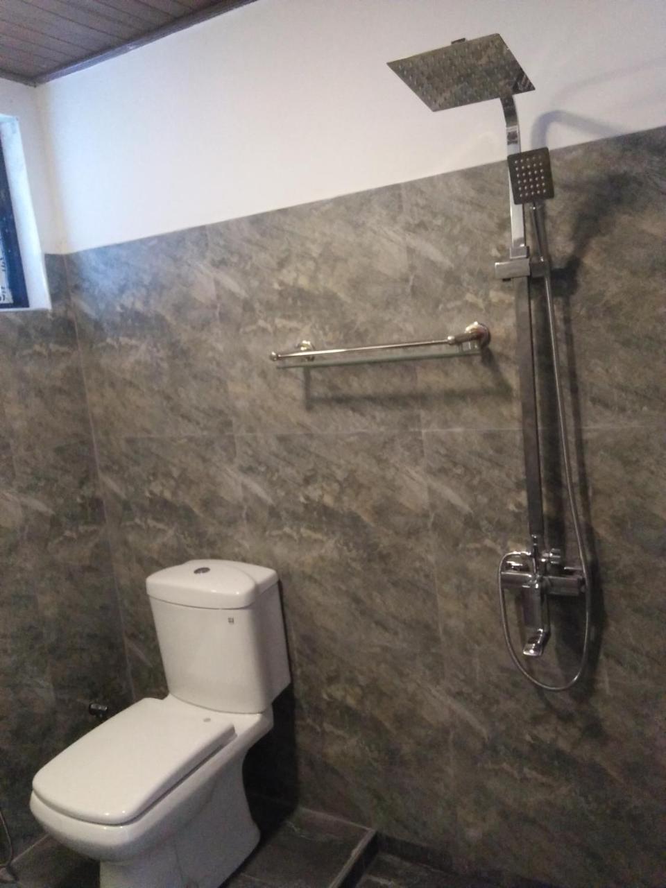 Living Home Негомбо Екстер'єр фото
